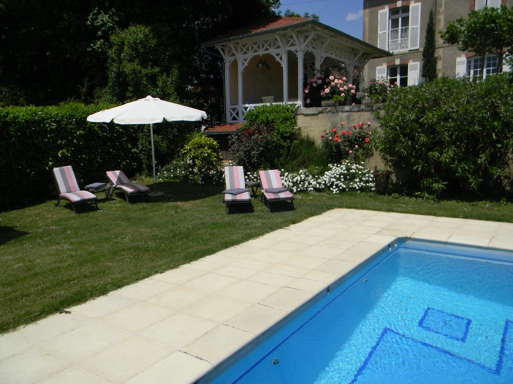 Bed and Breakfast Chateau De Lahitte Vergoignan Екстер'єр фото